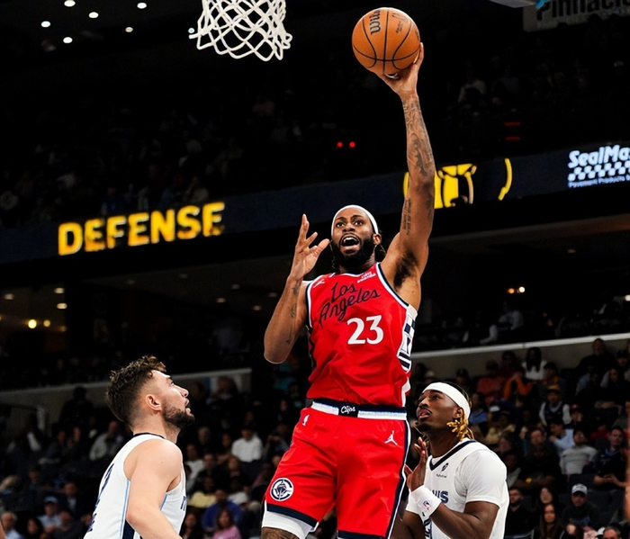 关于金州勇士今夜刷新队史纪录赛后洛杉矶快船迎来里程碑，芝加哥公牛关键时刻扳平良机看傻球迷的信息开云体育全站登录